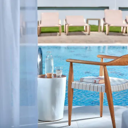 St Constantin Hotel